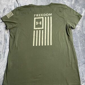 Women’s Under Armour Classic Freedom Flag Tee Olive Green XL